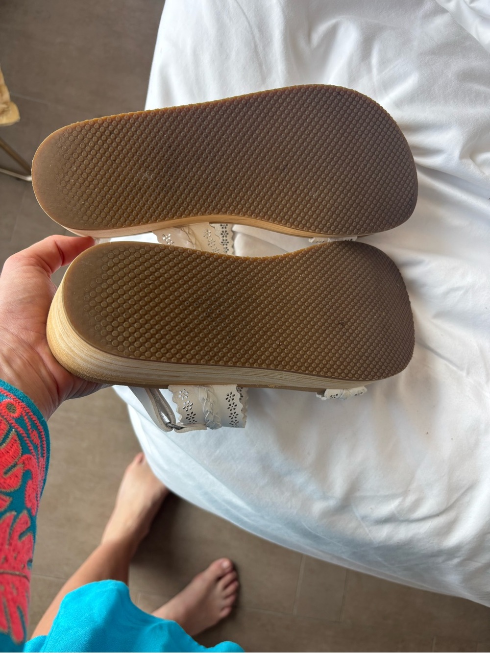 Sketchers Cali Luxe Foam White Braided Strap Sandals Size 8 - Picture 5 of 6